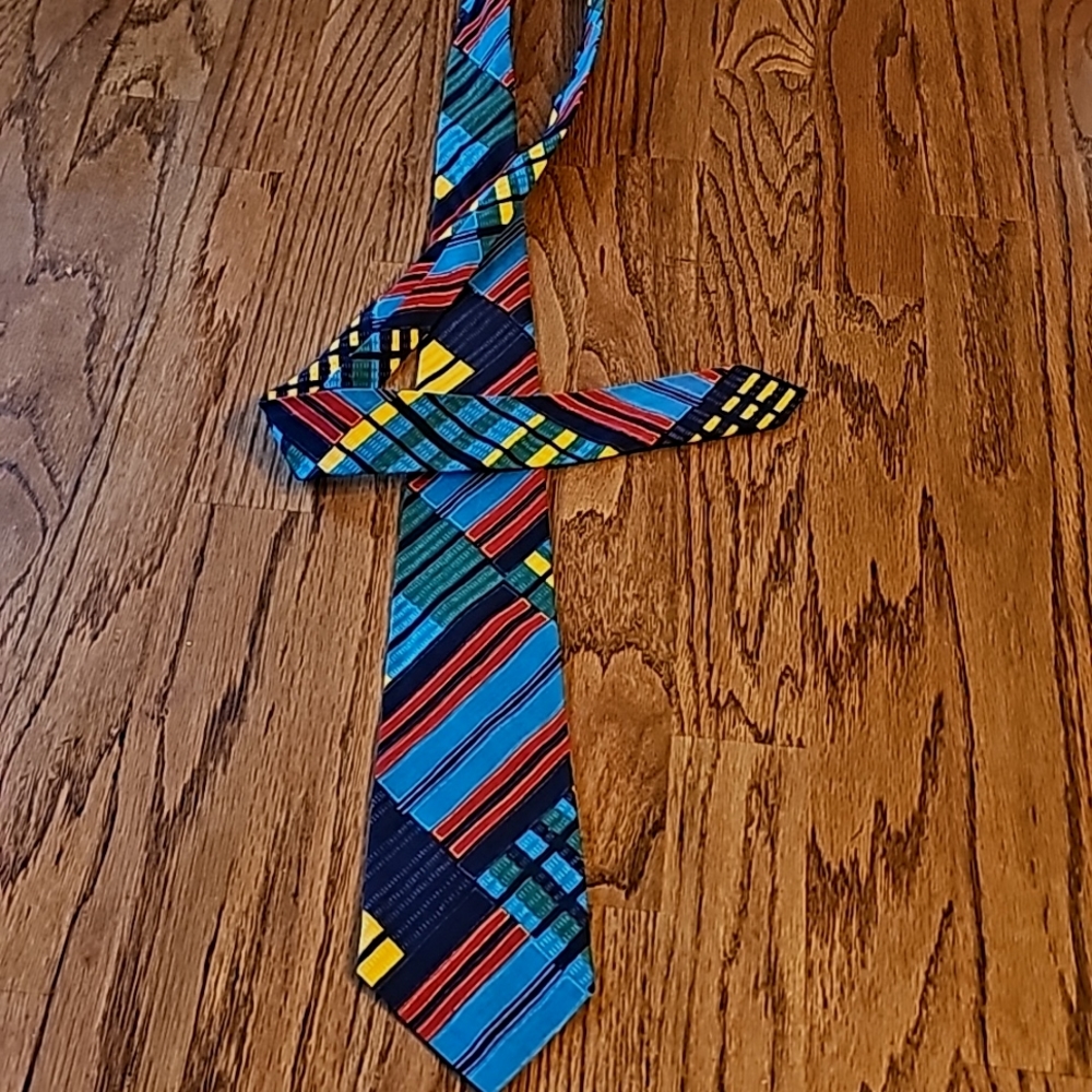 Water Witch colorful tie